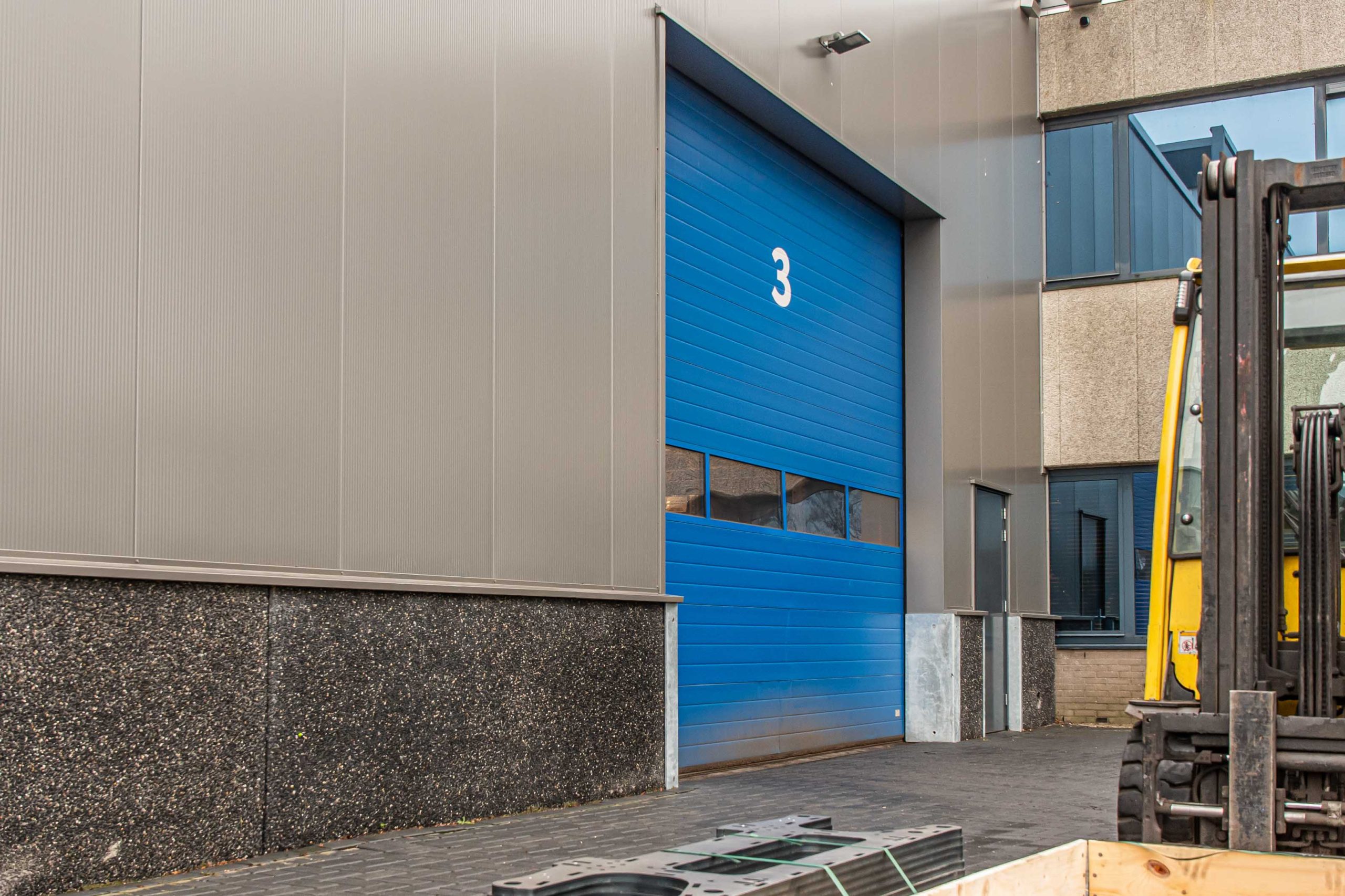 Renoveerjehal.nl – Montfoort MetaalDirect 18