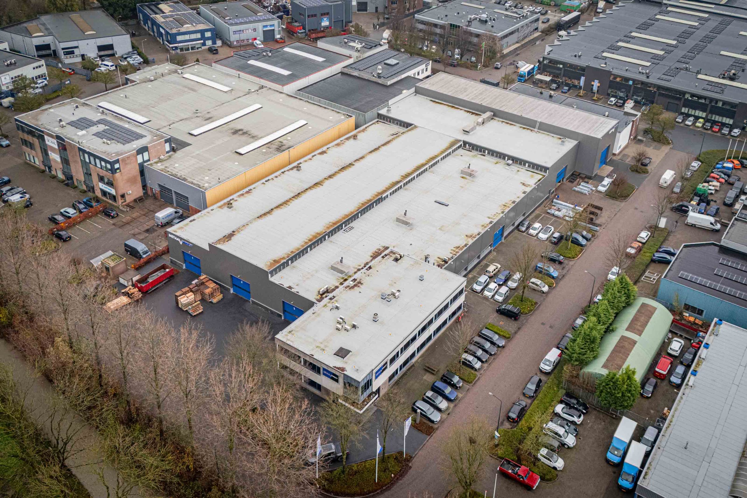 Renoveerjehal.nl – Montfoort MetaalDirect 6