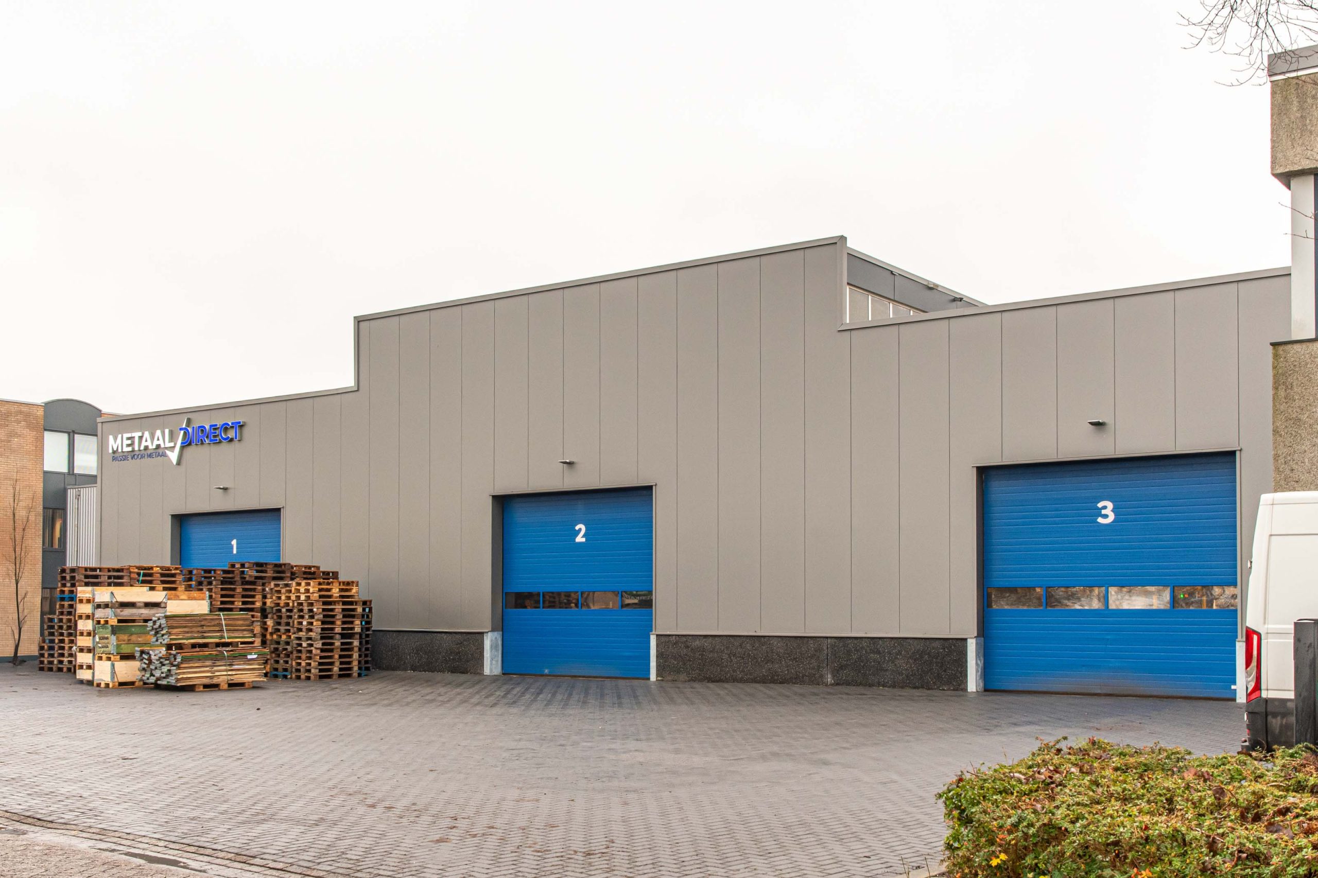 Renoveerjehal.nl – Montfoort MetaalDirect 8